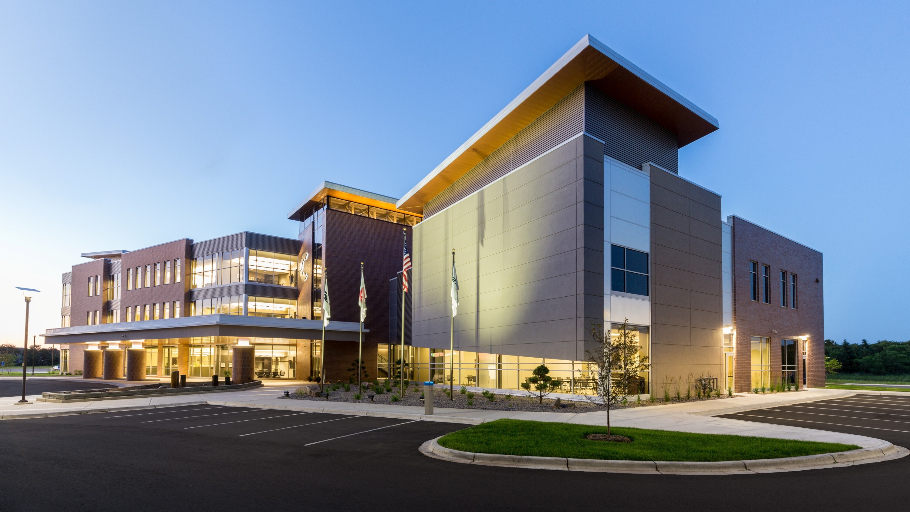 Exterior of Coborn’s Support Center corporate office building constructed by Rice Companies