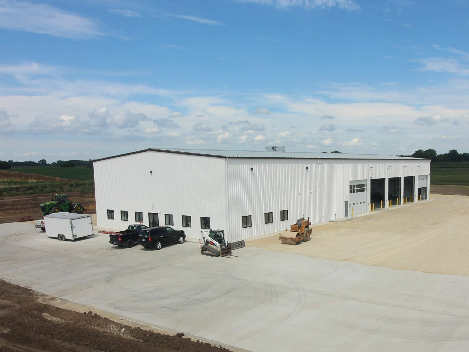 Titan_Machinery_-_Waverly,_IA-20200729-151157